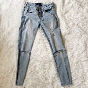 Hollister Distressed Jeans Size 3